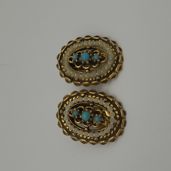 ART Arthur Pepper Vintage Clip On Earrings - Picture 3 of 12